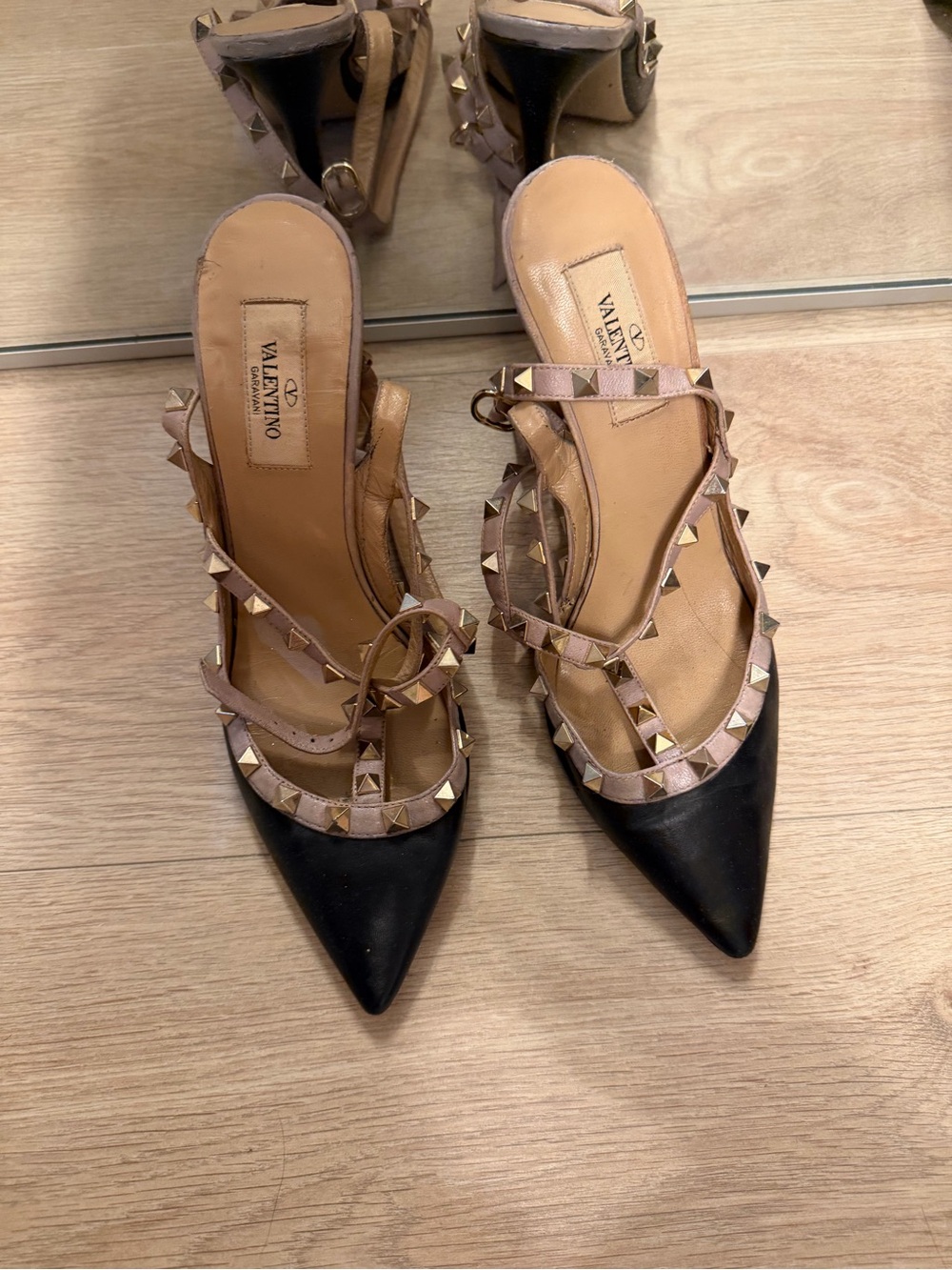 Valentino Rockstud heels size 39